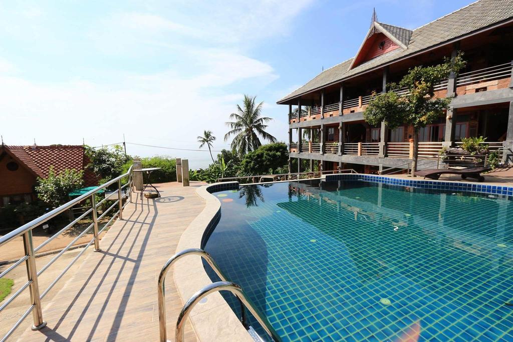 Sea Rock Resort Ko Pha Ngan Exterior foto