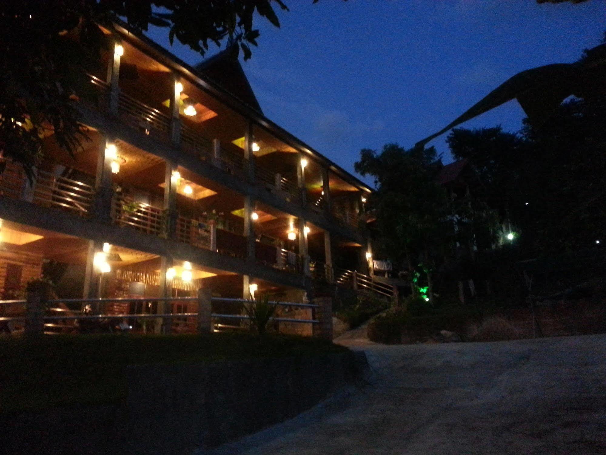 Sea Rock Resort Ko Pha Ngan Exterior foto