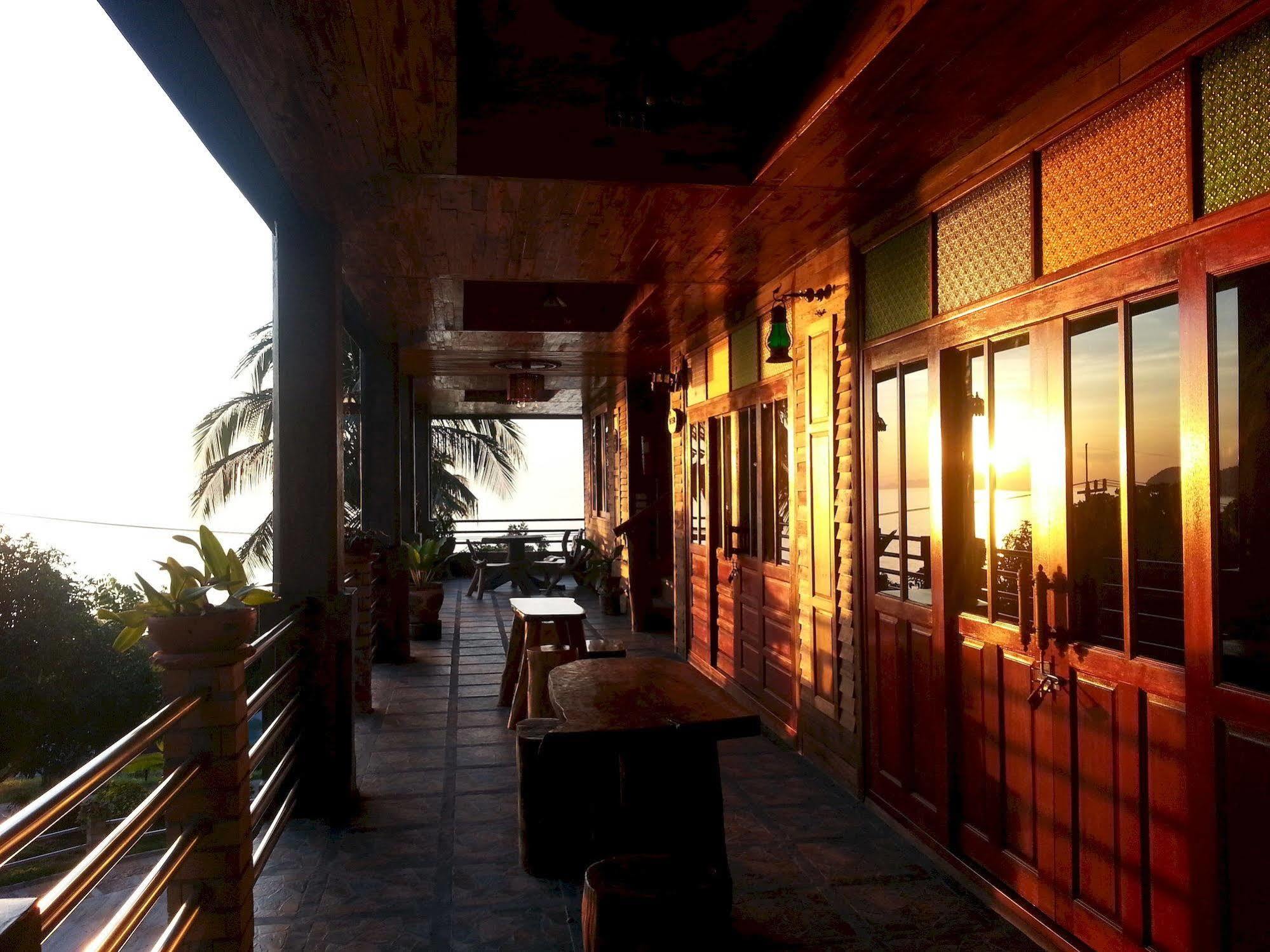Sea Rock Resort Ko Pha Ngan Exterior foto