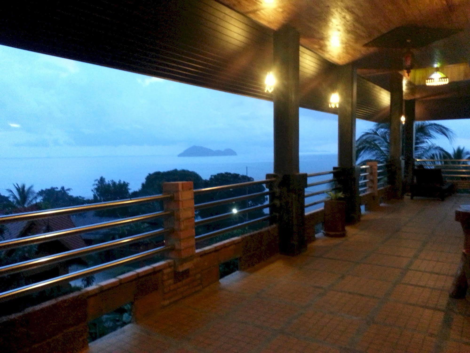 Sea Rock Resort Ko Pha Ngan Exterior foto