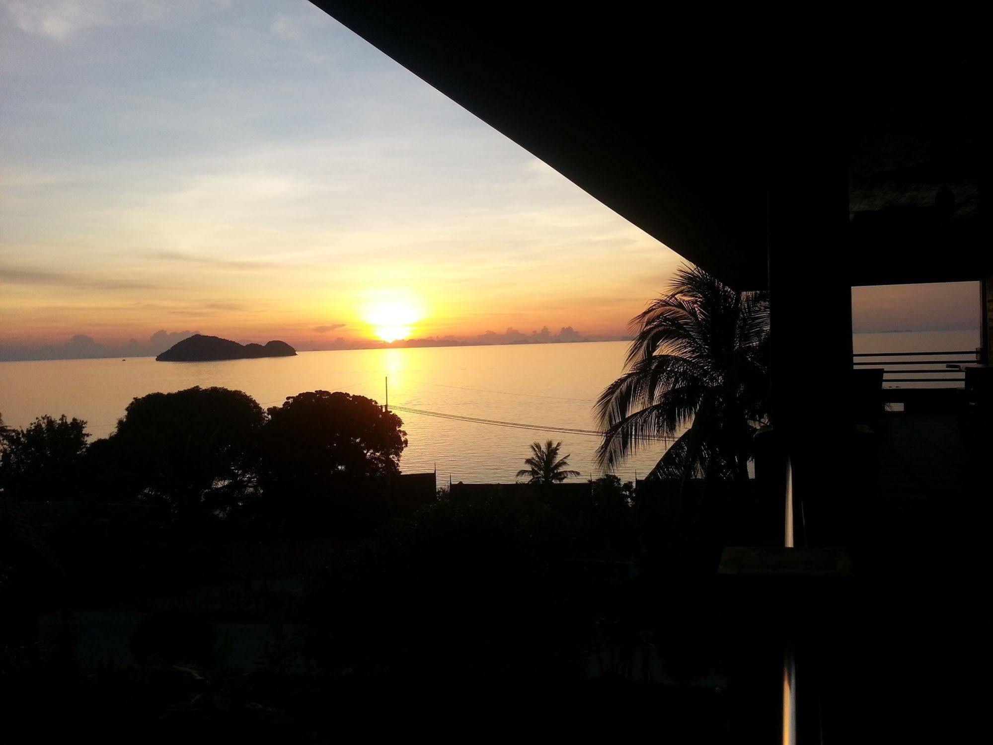 Sea Rock Resort Ko Pha Ngan Exterior foto